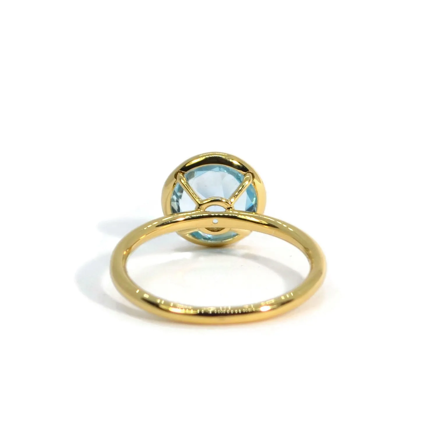 A & Furst - Gaia - Small Stackable Ring with Round Blue Topaz, 18k Yellow Gold