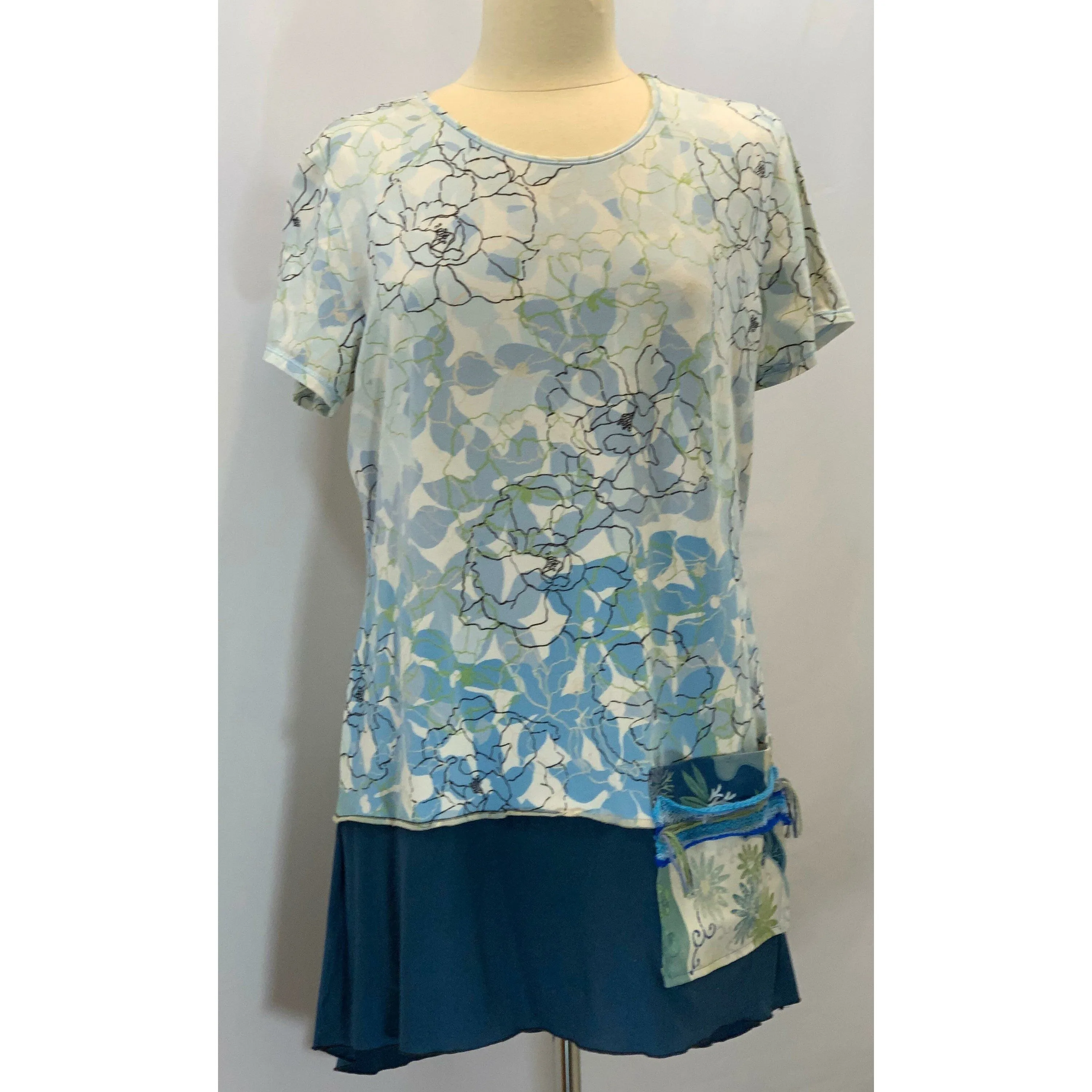 Blue womens floral repurposed knit shirt into Tunic in size XL