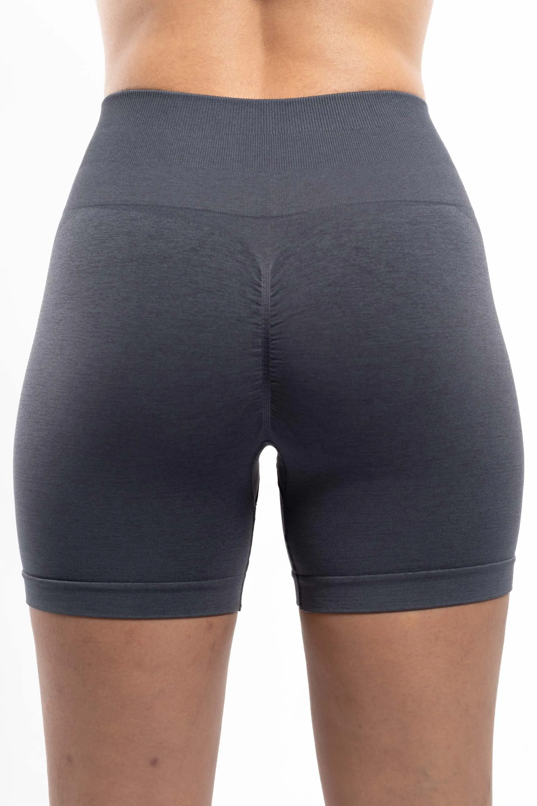 Defy Seamless Biker Short