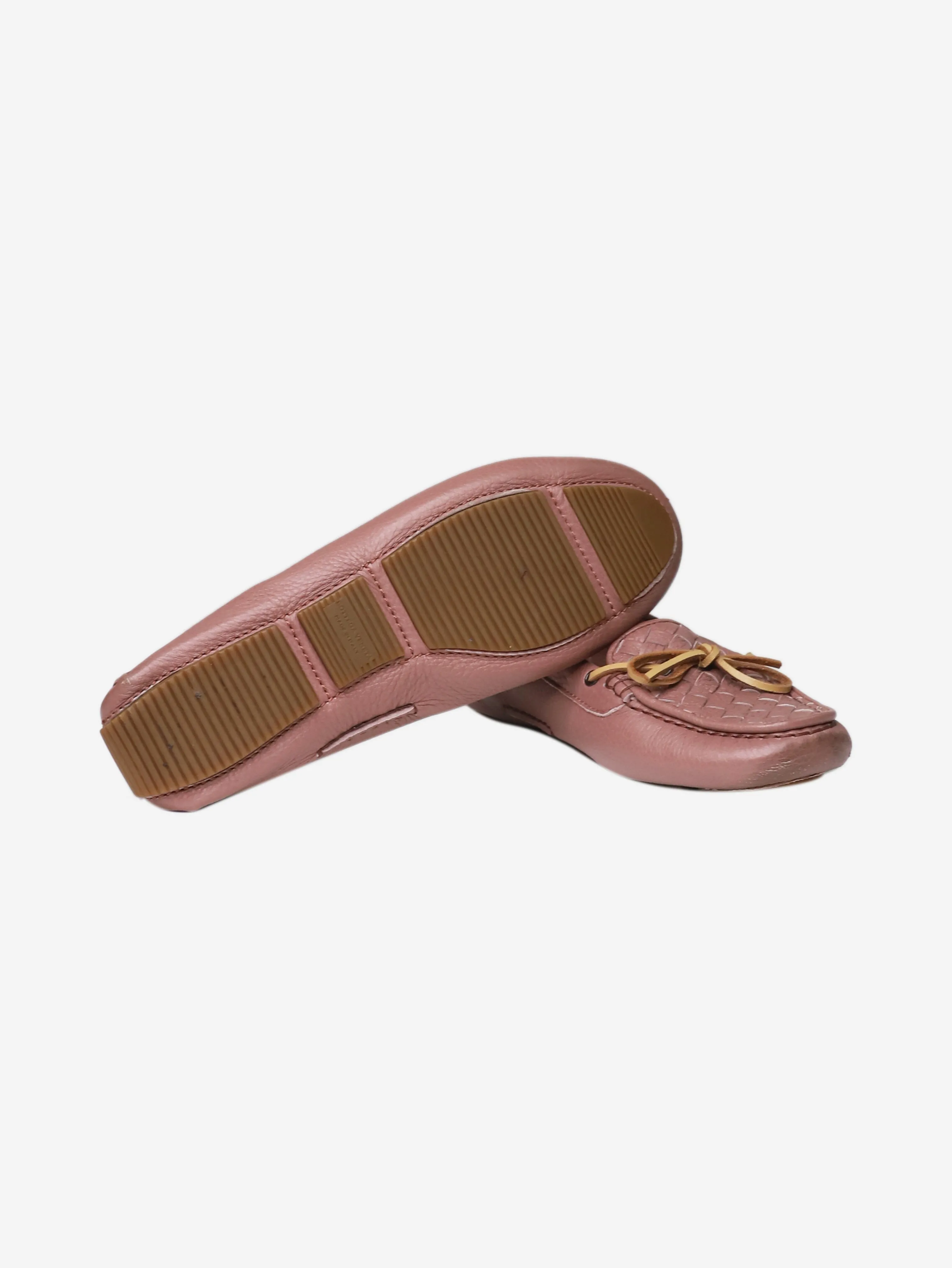 Dusty pink Intrecciato leather boat shoes - size EU 37