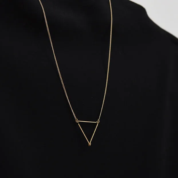 Linking-Tri Short Necklace