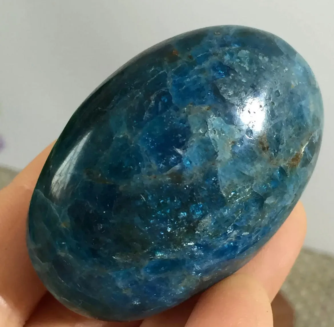 Natural Apatite gemstone Palm Stone