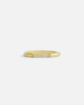 Wave Band / Small Pave 6 Diamonds